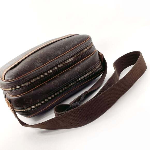 LOUIS VUITTON Brown Monogram Canvas Shoulder Bag - Picture 6 of 11